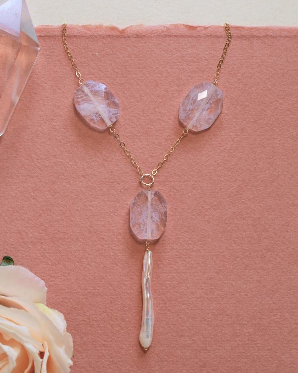 Alma Necklace