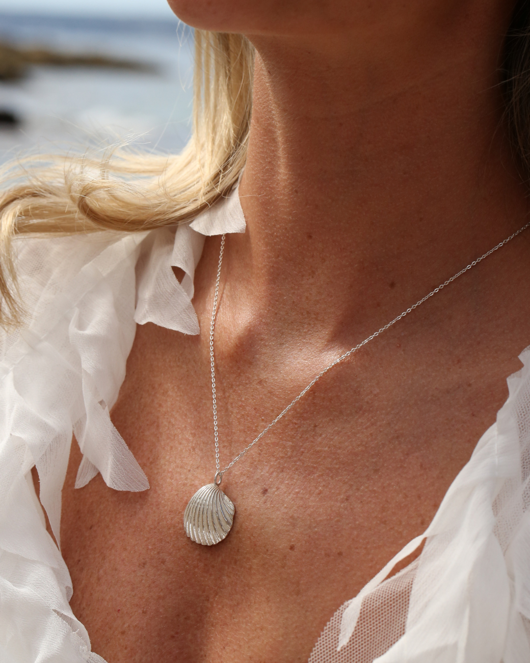 Big Shell Necklace - Silver